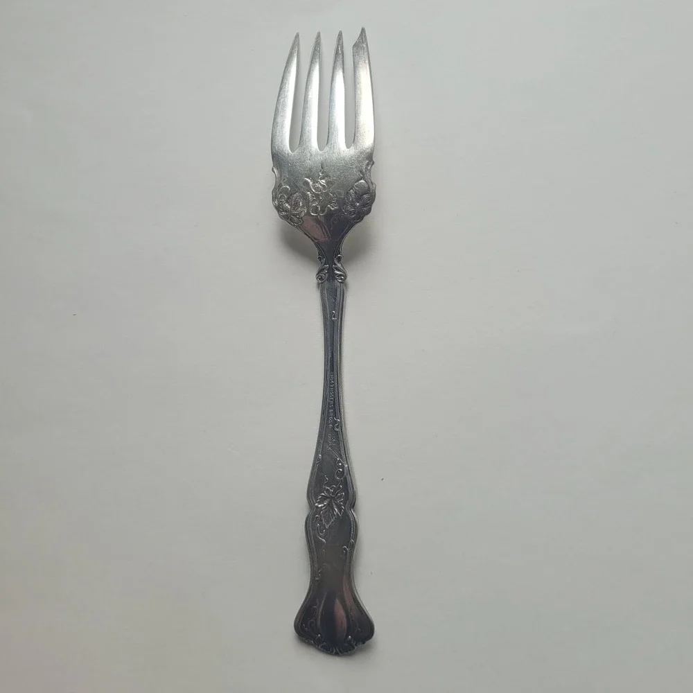 1847 Rogers Bros Vintage Grape Flatware Serving Spoon XS Fork Twisted